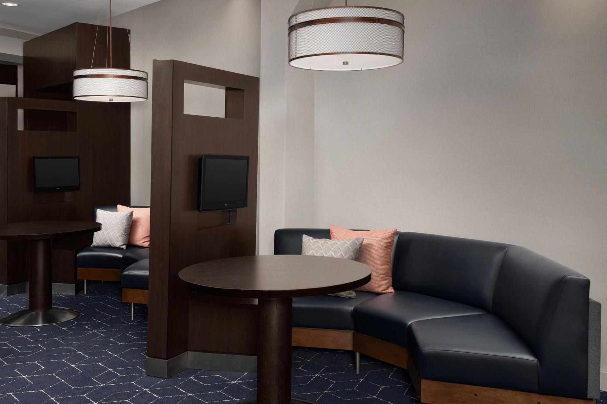 Courtyard By Marriott Syracuse Downtown At Armory Square Ξενοδοχείο Εξωτερικό φωτογραφία